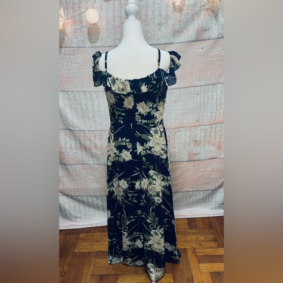 Mgiacy Off-Shoulder Blue Floral Ruffled Dress Size L - Picture 4 of 5